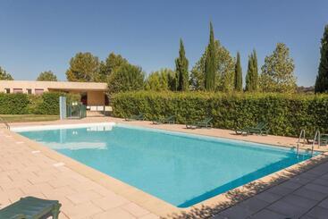 בית מלון כפרי Appart City Classic Aix En Provence  Fuveau