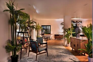 هتل Brown Beach House & Spa