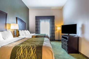 هتل Comfort Inn & Suites Moore  Oklahoma City