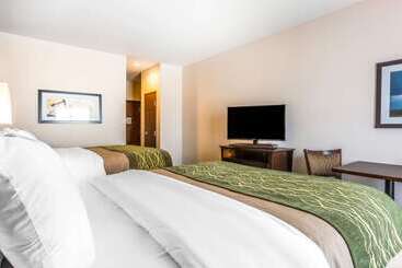 هتل Comfort Inn & Suites Moore  Oklahoma City