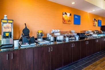 هتل Comfort Inn & Suites Moore  Oklahoma City