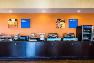 هتل Comfort Inn & Suites Moore  Oklahoma City