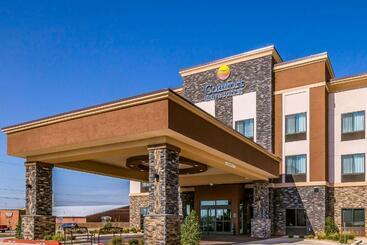 هتل Comfort Inn & Suites Moore  Oklahoma City