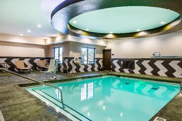 هتل Comfort Inn & Suites Moore  Oklahoma City