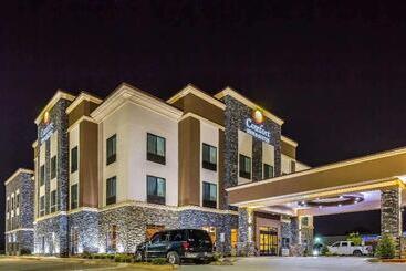 هتل Comfort Inn & Suites Moore  Oklahoma City