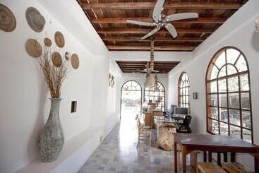هتل Gili Breeze Tropical Bungalows