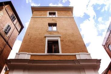 هتل Monte Cenci