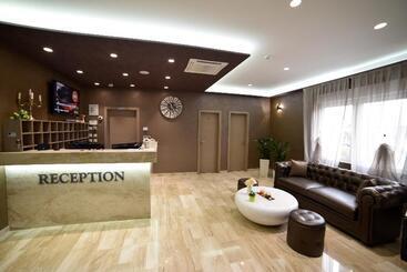 هتل Royal Airport
