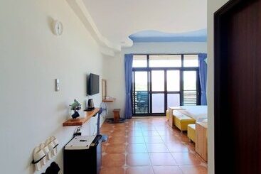 هتل Warm & Cozy Inn
