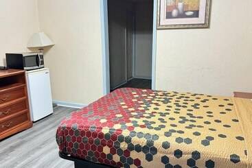 فندق على الطريق Budget Inn Express