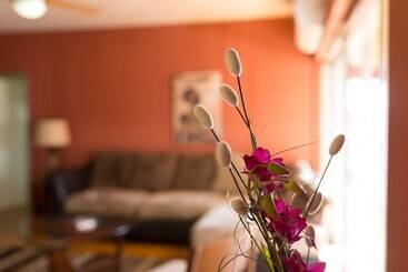 New Kingston Guest Apartments At Abbey