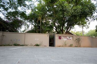 פנסיון Loerie Guesthouse