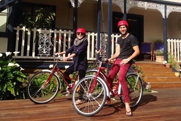 پانسیون Montacute Boutique Bunkhouse