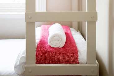 پانسیون Montacute Boutique Bunkhouse