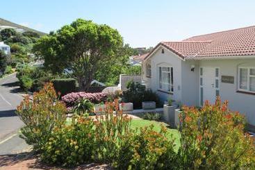 Restio Garden Studio