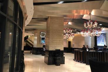 Siglo Suites @ The Gramercy Residences