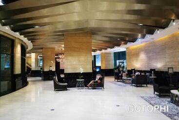 Siglo Suites @ The Gramercy Residences