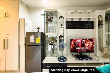 Siglo Suites @ The Gramercy Residences