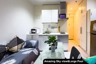 Siglo Suites @ The Gramercy Residences