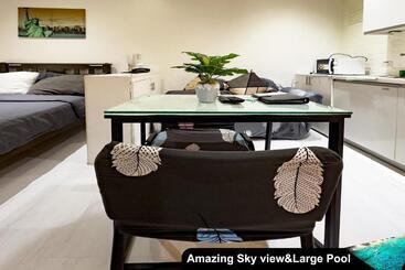 Siglo Suites @ The Gramercy Residences
