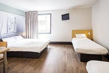 B&b Hotel Bordeaux Mérignac Hôtel De Ville