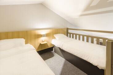 B&b Hotel Bordeaux Mérignac Hôtel De Ville