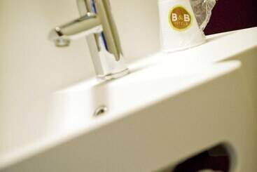 B&b Hotel Bordeaux Mérignac Hôtel De Ville