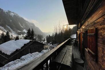 تختخواب و صبحانه Chalet 1864