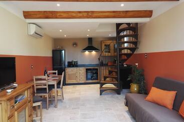 تختخواب و صبحانه Chambres D Hôtes La Chrysalide