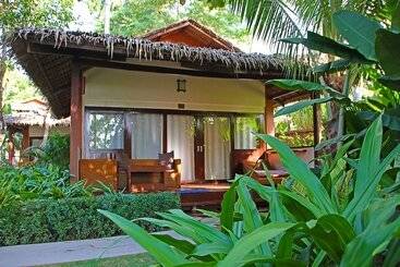 Last Frontier Beach Resort Adults Only - El Nido
