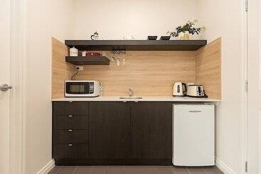 تختخواب و صبحانه Port Boutique Accommodation