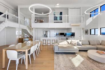 Burleigh Esplanade Apartments