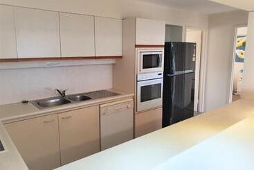 Burleigh Esplanade Apartments