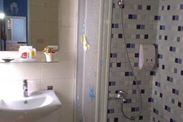 Childfun B&b Tong Wan