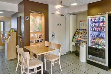 B&b Hotel Clermont Ferrand Le Brézet Aéroport