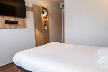 B&b Hotel Pau Lescar