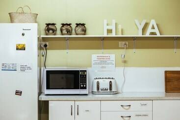 هتل Broken Hill Tourist Lodge