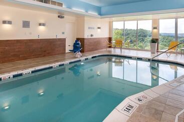 هتل Fairfield Inn & Suites By Marriott Huntington