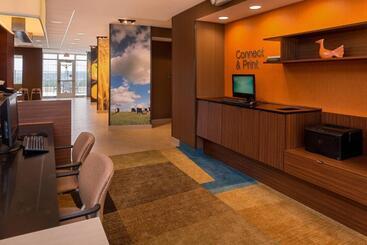 هتل Fairfield Inn & Suites By Marriott Huntington