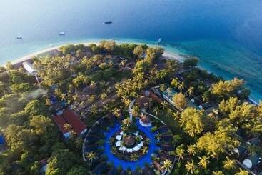 هتل Gili Air Lagoon Resort By Waringin Hospitality