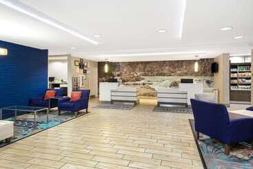 هتل La Quinta By Wyndham Kingman