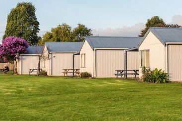 هتل Waitangi Holiday Park