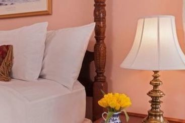تختخواب و صبحانه Kennebec Inn
