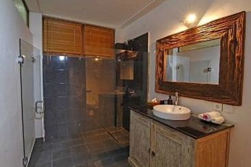 Lembongan Sanctuary Villas