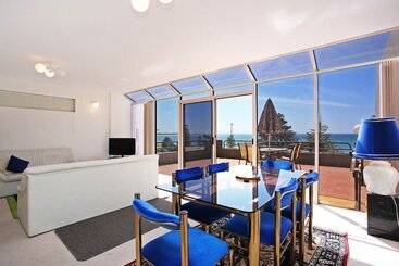 Two Bays Apartments