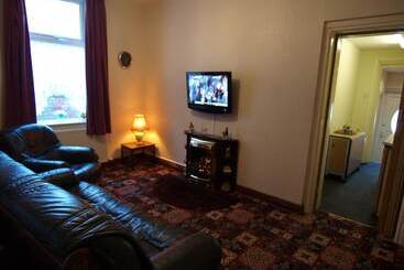 Waverley House Apartments