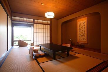 Yoyokaku Ryokan