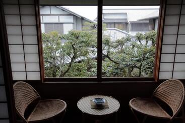 Yoyokaku Ryokan