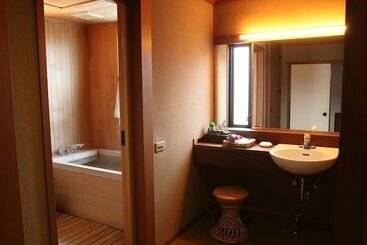 Yoyokaku Ryokan