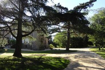 تختخواب و صبحانه Château De La Frogerie